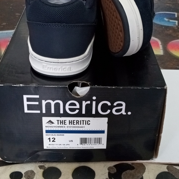 Heretic Emerica - Picture 6 of 6